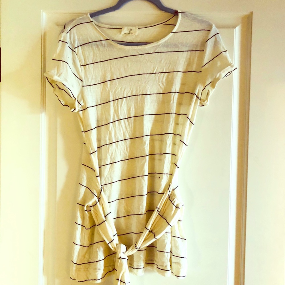 Anthropologie tie front tee